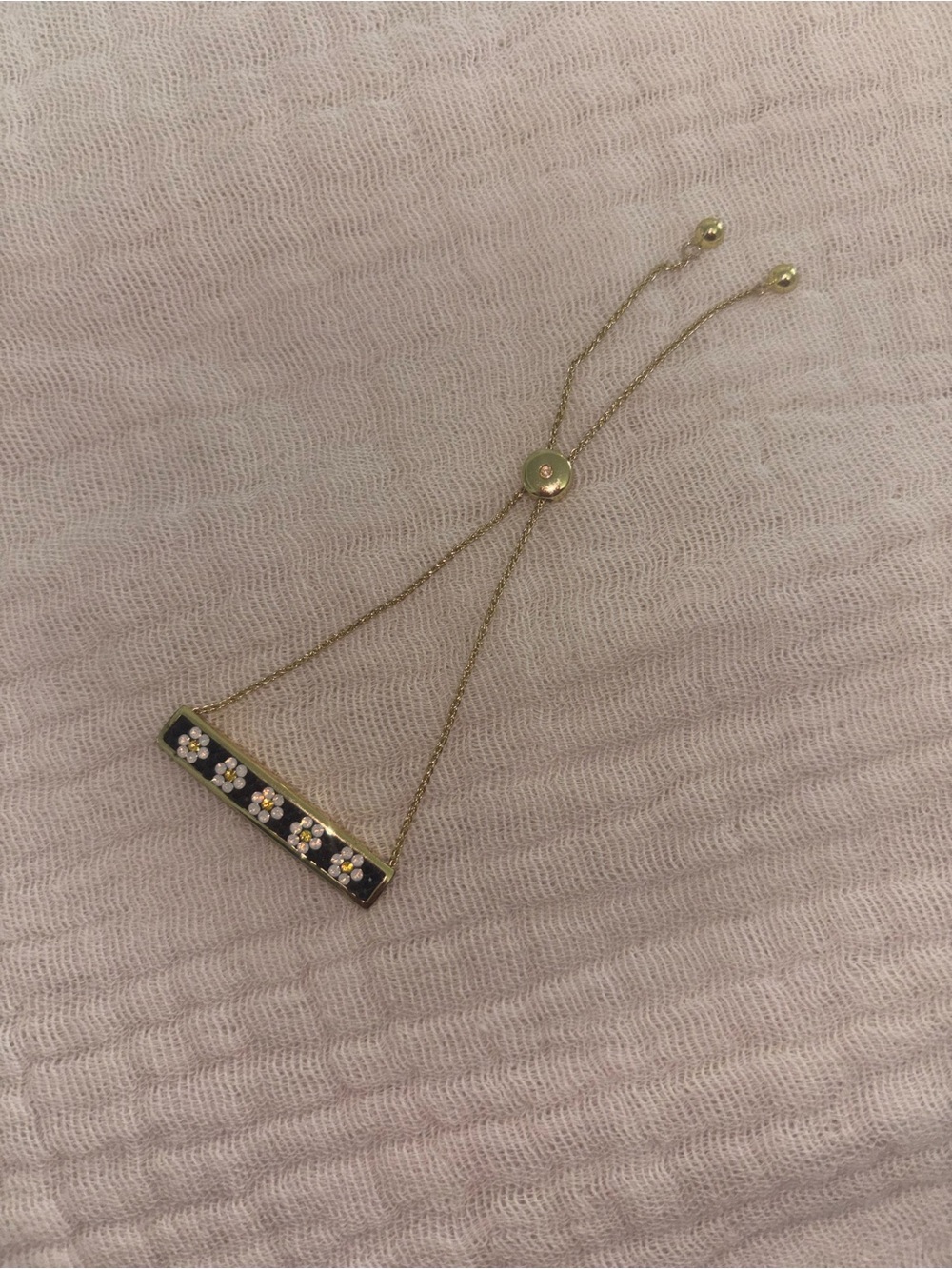 Hillberg & Berk Daisy Slider Bracelet